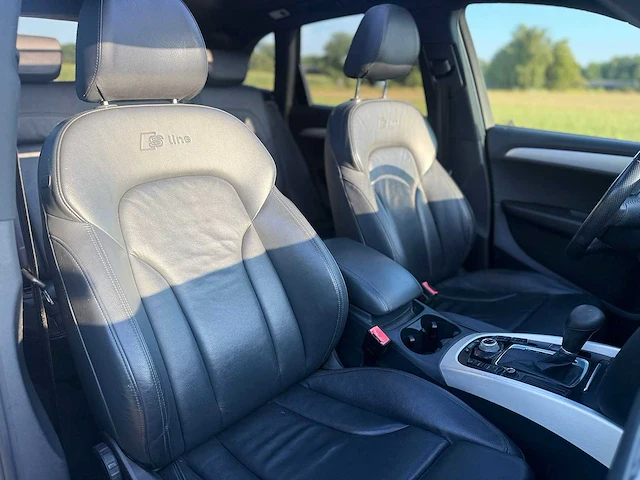 Audi - 2010 - q5 - 2.0 tfsi q. pro line - 10-pvf-4 - afbeelding 16 van  16