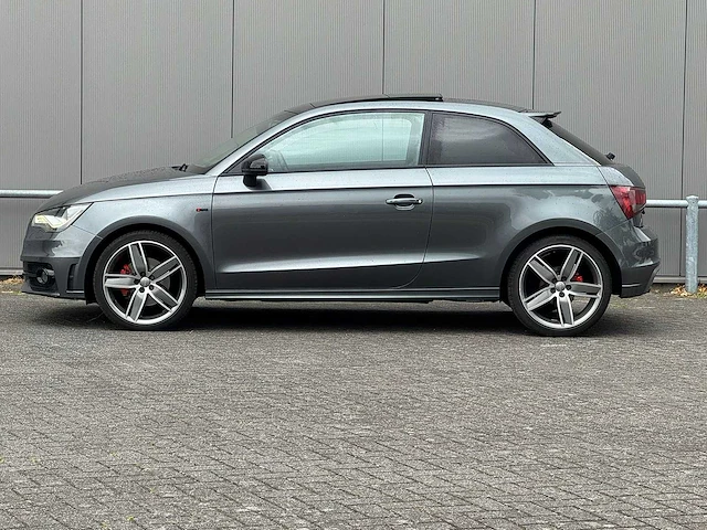 Audi - 2011 - a1 - 1.4 tfsi s edition - 3-tgj-59 - afbeelding 17 van  20