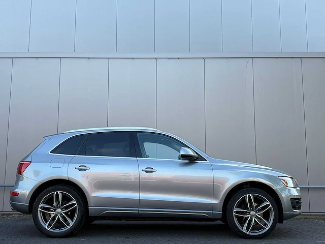 Audi - 2011 - q5 - 2.0 tfsi q. pl.s b&o - k-667-bd - afbeelding 14 van  19