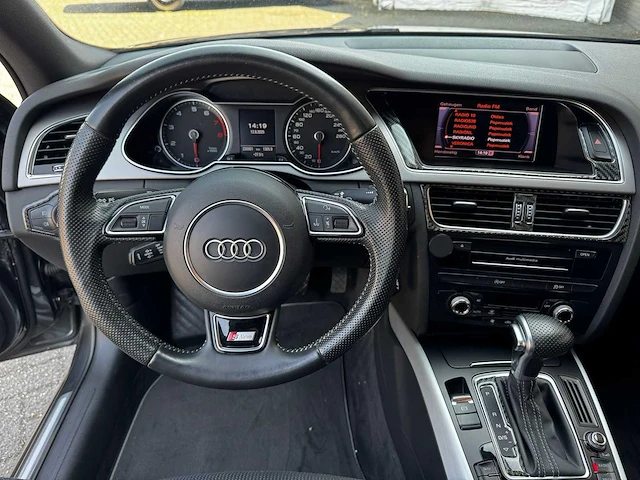 Audi - 2013 - a4 limousine - 1.8 tfsi s edition - 62-znz-5 - afbeelding 2 van  14
