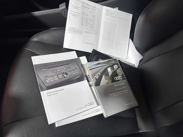 Audi - a1 - 1.0 tfsi adrenalin - np-731-k - afbeelding 14 van  22