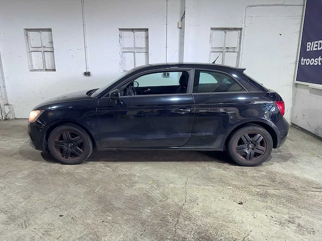Audi - a1 - 1.2 tfsi s edition - 5-kxl-02 - afbeelding 11 van  18