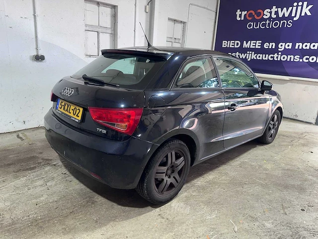 Audi - a1 - 1.2 tfsi s edition - 5-kxl-02 - afbeelding 14 van  18