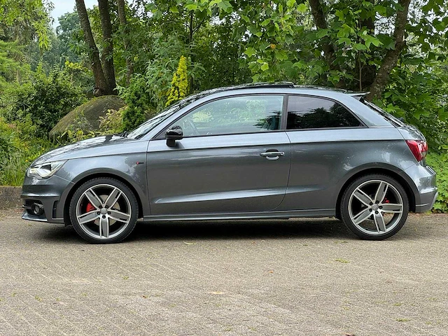 Audi - a1 - 1.4 tfsi s edition - 3-tgj-59 - 2011 - afbeelding 1 van  23