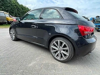 Audi - a1 - 1.6 tdi ambition - personenauto - afbeelding 16 van  22