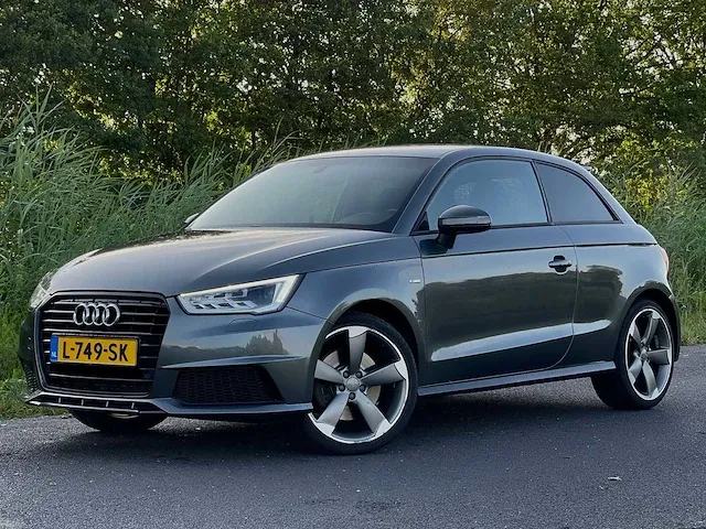 Audi - a1 - 1.8 tfsi sport p l s - l-749-sk - 2015 - afbeelding 1 van  10