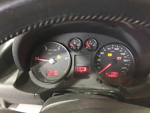 Audi - a2 - 1.4 tdi - 39-gk-zg - afbeelding 3 van  18