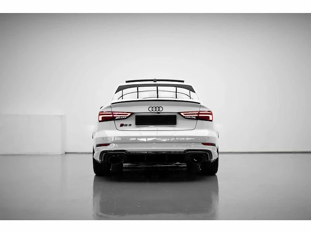 Audi - a3 limousine - 2.5 tfsi rs3 quattro - hbt-68-b - 2019 - afbeelding 3 van  64