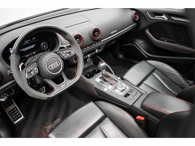 Audi - a3 limousine - 2.5 tfsi rs3 quattro - hbt-68-b - 2019 - afbeelding 7 van  64
