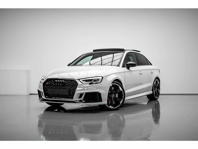 Audi - a3 limousine - 2.5 tfsi rs3 quattro - hbt-68-b - 2019 - afbeelding 1 van  64