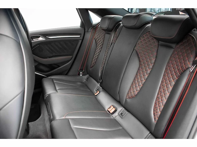 Audi - a3 limousine - 2.5 tfsi rs3 quattro - hbt-68-b - 2019 - afbeelding 15 van  64