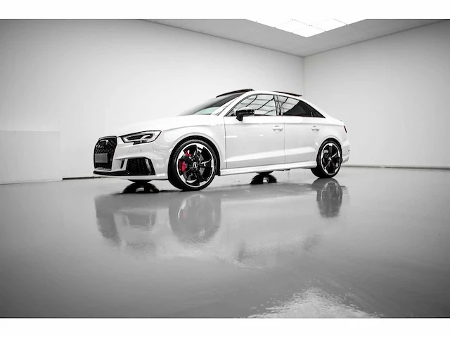 Audi - a3 limousine - 2.5 tfsi rs3 quattro - hbt-68-b - 2019 - afbeelding 12 van  64