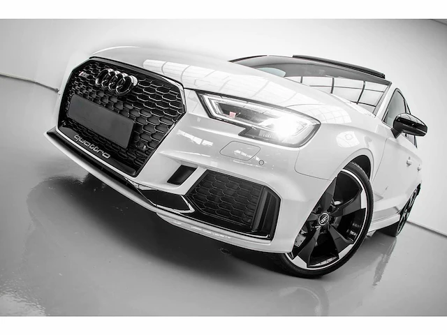 Audi - a3 limousine - 2.5 tfsi rs3 quattro - hbt-68-b - 2019 - afbeelding 56 van  64