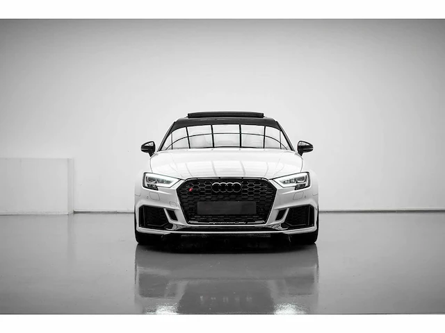 Audi - a3 limousine - 2.5 tfsi rs3 quattro - hbt-68-b - 2019 - afbeelding 64 van  64
