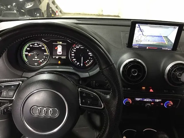 Audi - a3 sportback - 1.4 e-tron amb. pl+automaat - gj-556-h - afbeelding 10 van  27