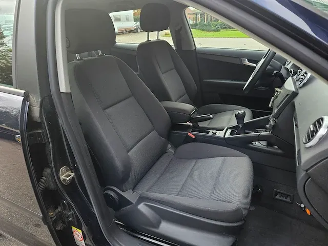 Audi - a3 sportback - 1.4 tfsi attr. pl b - 87-jxr-7 - afbeelding 14 van  29