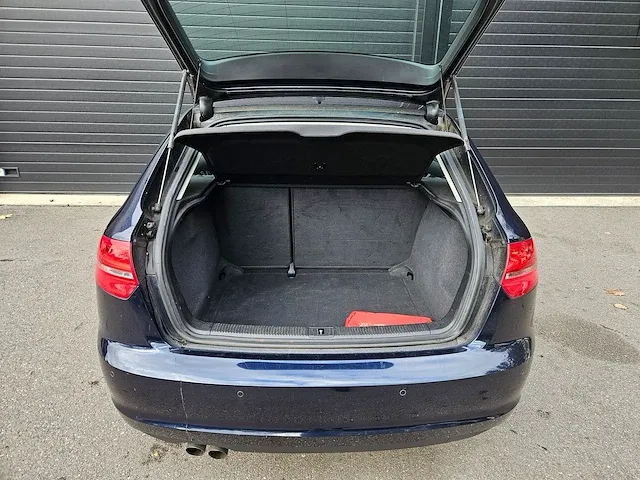 Audi - a3 sportback - 1.4 tfsi attr. pl b - 87-jxr-7 - afbeelding 28 van  29
