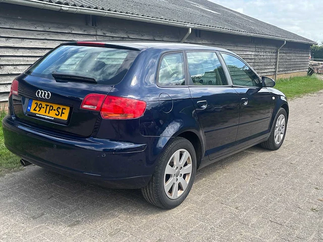 Audi - a3 sportback - 1.6 fsi ambiente - car - 2007 - afbeelding 8 van  23