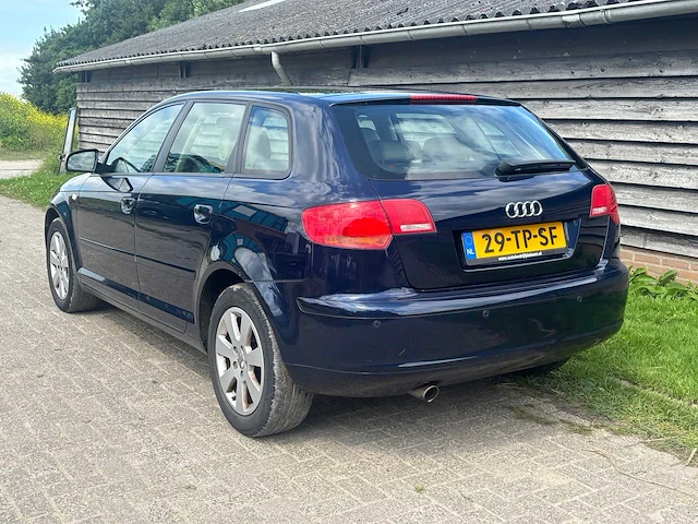 Audi - a3 sportback - 1.6 fsi ambiente - car - 2007 - afbeelding 17 van  23