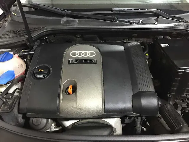 Audi - a3 sportback - 1.6 fsi ambition - 36-rv-vj - afbeelding 14 van  24