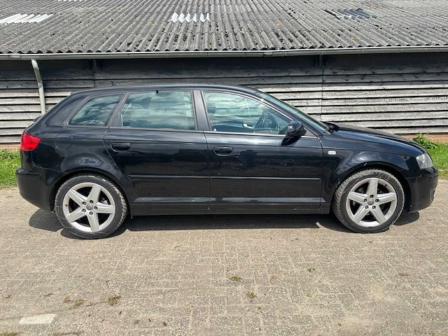 Audi - a3 sportback - 2.0 fsi ambition - car - 2007 - afbeelding 22 van  24