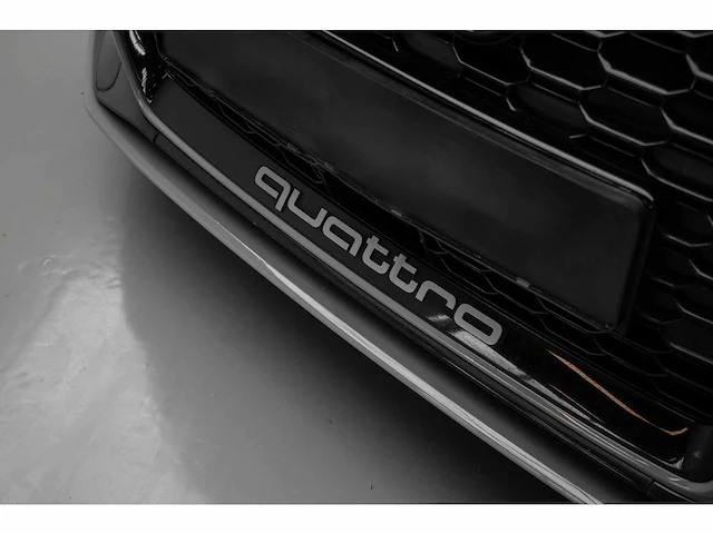Audi - a3 sportback - 2.5 tfsi rs3 quattro - t-653-dv - 2018 - afbeelding 2 van  56