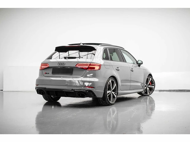 Audi - a3 sportback - 2.5 tfsi rs3 quattro - t-653-dv - 2018 - afbeelding 3 van  56