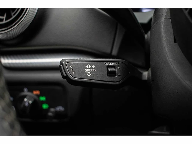 Audi - a3 sportback - 2.5 tfsi rs3 quattro - t-653-dv - 2018 - afbeelding 27 van  56
