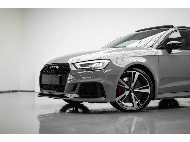 Audi - a3 sportback - 2.5 tfsi rs3 quattro - t-653-dv - 2018 - afbeelding 34 van  56