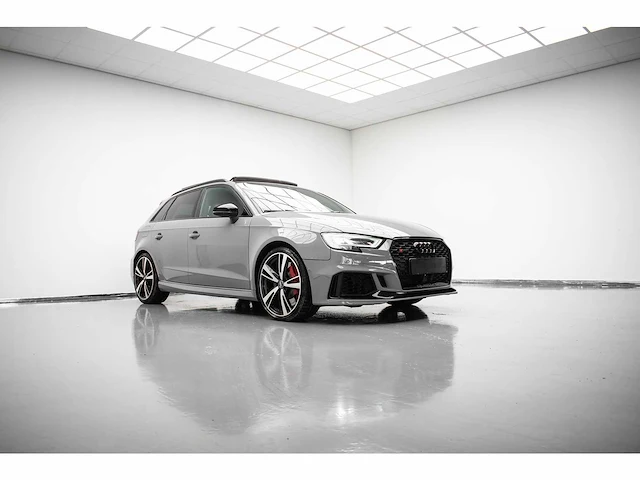 Audi - a3 sportback - 2.5 tfsi rs3 quattro - t-653-dv - 2018 - afbeelding 55 van  56
