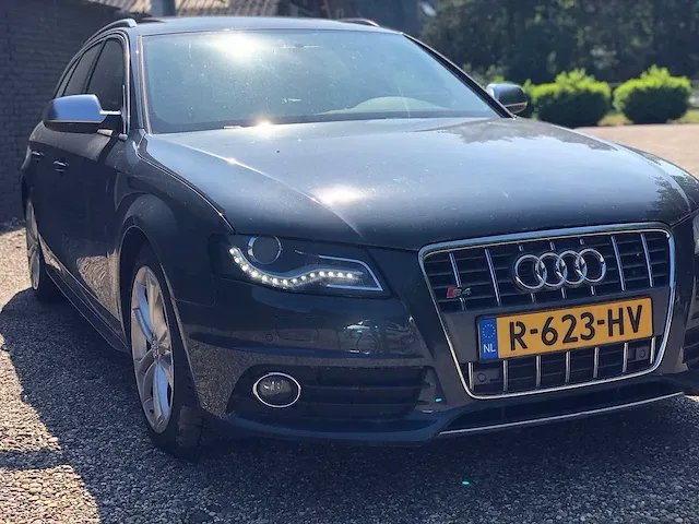 Audi - a4 avant - 3.0 tfsi s4 q. pro l - r-623-hv - 2013 - afbeelding 11 van  17