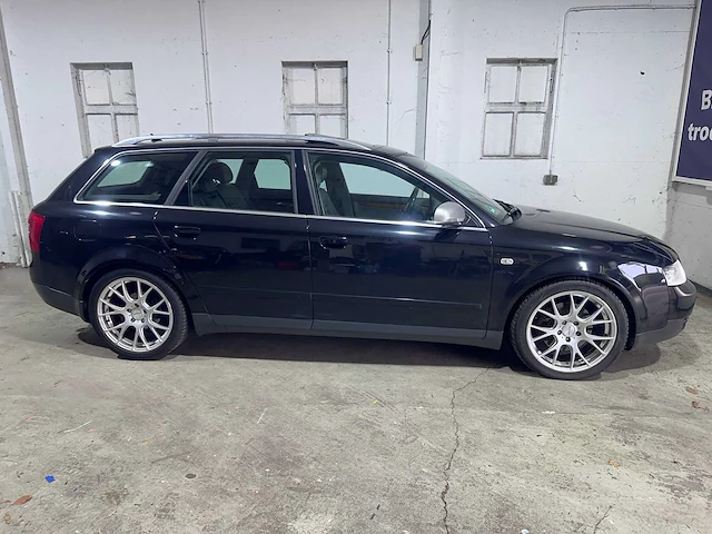 Audi - a4 avant - 3.0 v6 quattro exclusive - sh-874-p - afbeelding 20 van  23