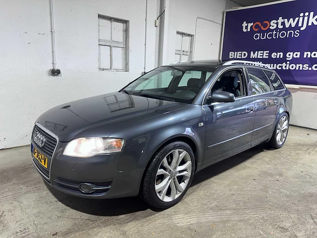 Audi - a4 avant - 3.2 fsi v6 automaat quattro - zf-752-v - afbeelding 1 van  23