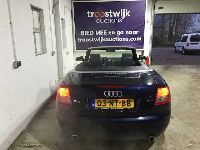 Audi - a4 cabriolet - 2.4 v6 pro line - 03-nt-bb - afbeelding 10 van  15