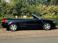 Audi - a4 cabriolet - 3.0 v6 - 81-jbt-5 - 2003 - afbeelding 10 van  14