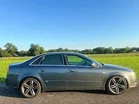 Audi - a4 limousine - 2.0 tfsi pro line - 54-rh-rn - 2005 - afbeelding 7 van  13