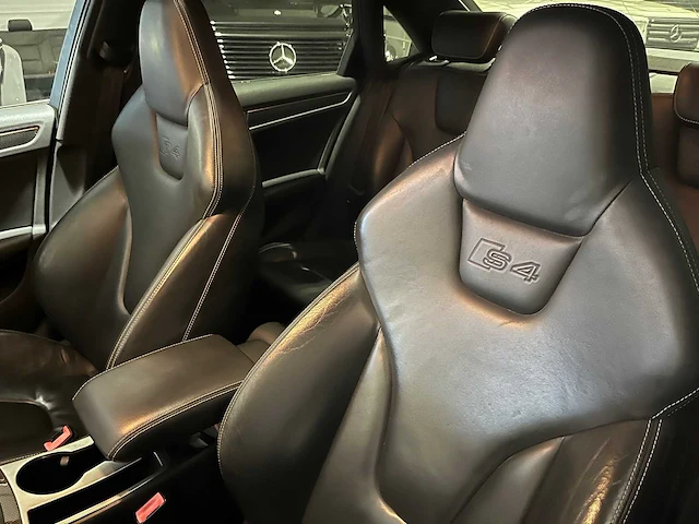 Audi - a4 limousine - 3.0 tfsi s4 quattro - car - 2009 - afbeelding 2 van  13
