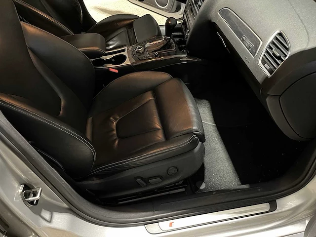 Audi - a4 limousine - 3.0 tfsi s4 quattro - car - 2009 - afbeelding 5 van  13