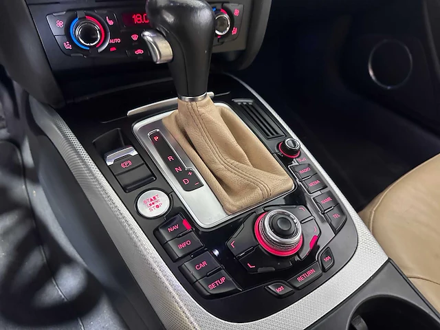 Audi - a5 cabriolet - 3.2 fsi v6 automaat - gr-311-k - afbeelding 8 van  20
