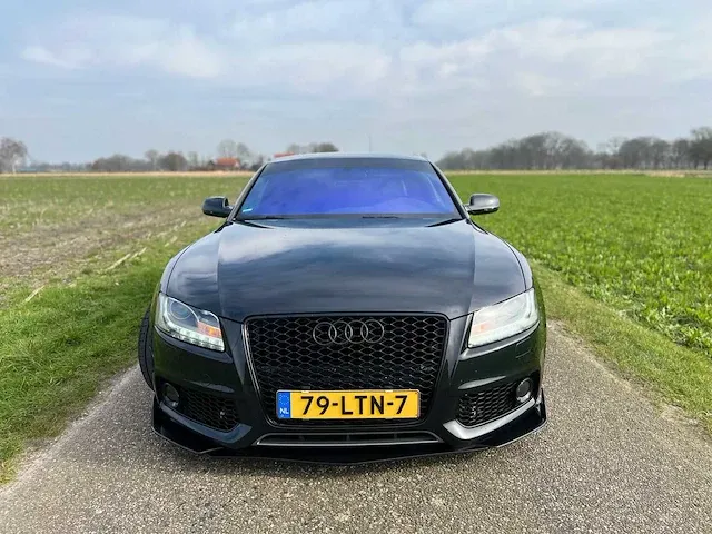 Audi - a5 coupé - 1.8 tfsi s-edition - 79-ltn-7 - 2010 - airride - 20 inch - rs sportstuur - afbeelding 14 van  18