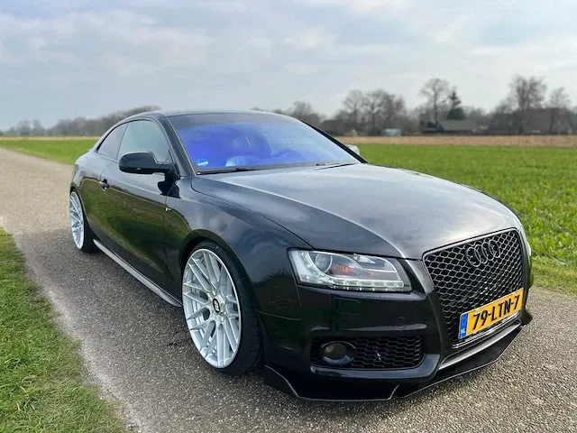 Audi - a5 coupé - 1.8 tfsi s-edition - 79-ltn-7 - 2010 - airride - 20 inch - rs sportstuur - afbeelding 15 van  18