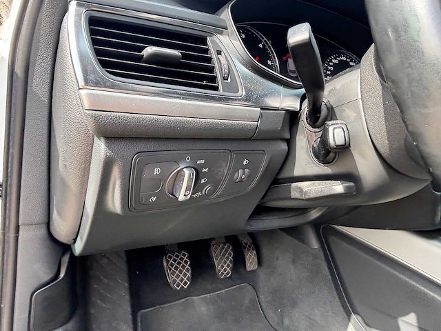 Audi - a6 avant - 2.0 tdi pro l. s - car - 2012 - afbeelding 2 van  26