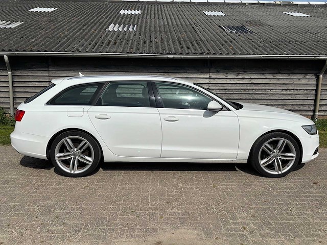 Audi - a6 avant - 2.0 tdi pro l. s - car - 2012 - afbeelding 10 van  26