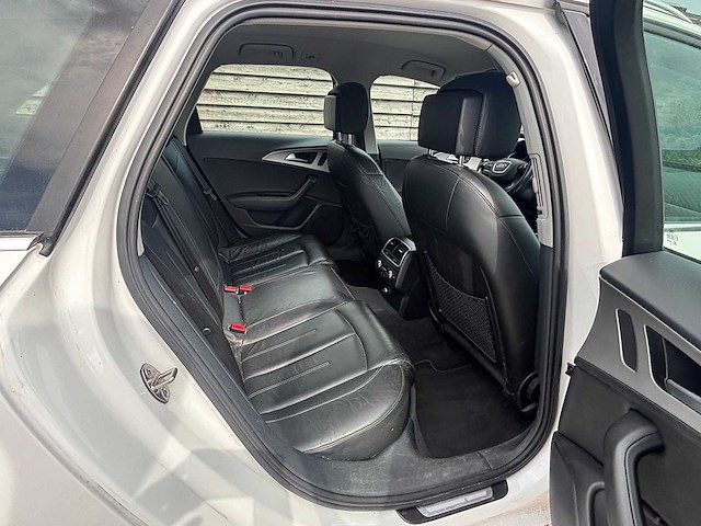 Audi - a6 avant - 2.0 tdi pro l. s - car - 2012 - afbeelding 19 van  26