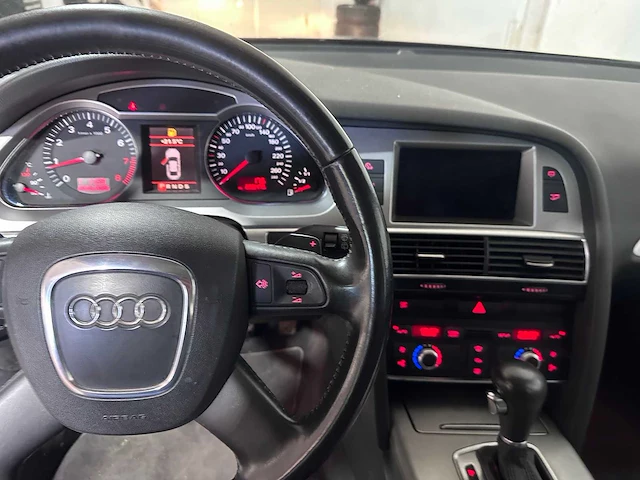 Audi - a6 avant - 3.2 fsi quattro - 66-tv-zv - afbeelding 2 van  21