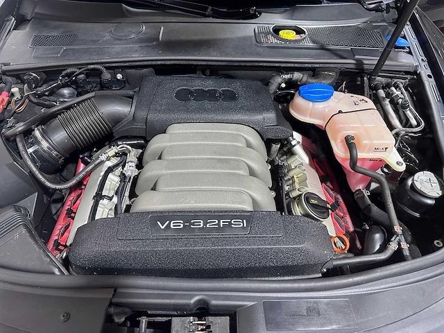 Audi - a6 avant - 3.2 fsi quattro - 66-tv-zv - afbeelding 13 van  21