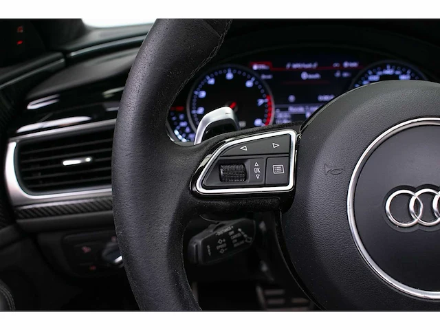 Audi - a6 avant - 4.0 tfsi rs6 q p pl+ - s-489-vp - 2017 - afbeelding 30 van  39