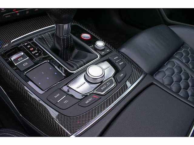 Audi - a6 avant - 4.0 tfsi rs6 quattro - jl-631-t - 2015 - afbeelding 17 van  45