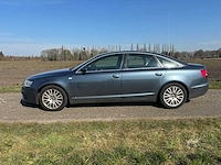 Audi - a6 limousine - 2.7 tdi q. pro line - 2006 - 42-sl-gn - afbeelding 4 van  11