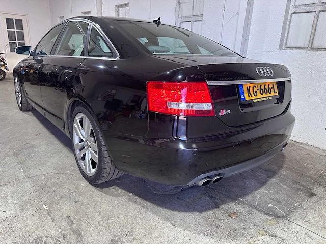 Audi - a6 limousine - 5.2 v10 fsi s6 pro line - kg-666-l - afbeelding 16 van  22